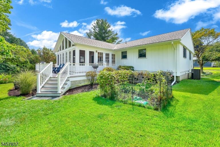 Property listing MLS 4050162 photo 18