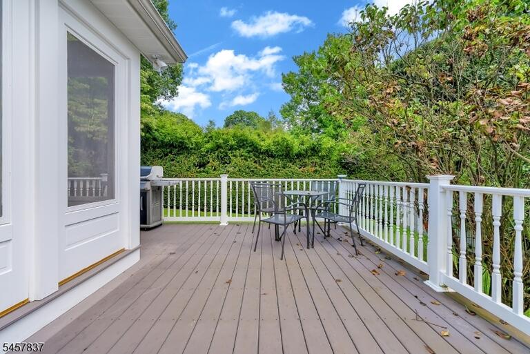 Property listing MLS 4050162 photo 21