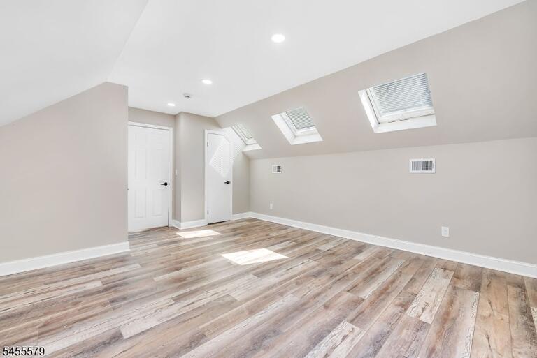 Property listing MLS 4050166 photo 17