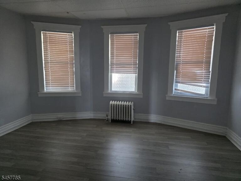 Property listing MLS 4050170 photo 4