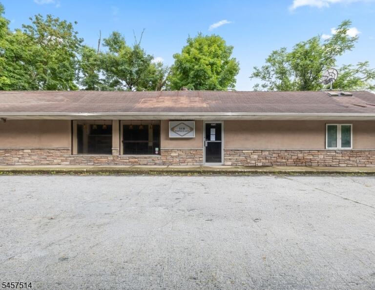 Property listing MLS 4050189 photo 5