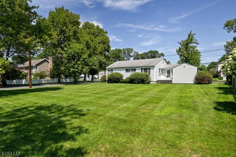 Property listing MLS 4050231 photo 22