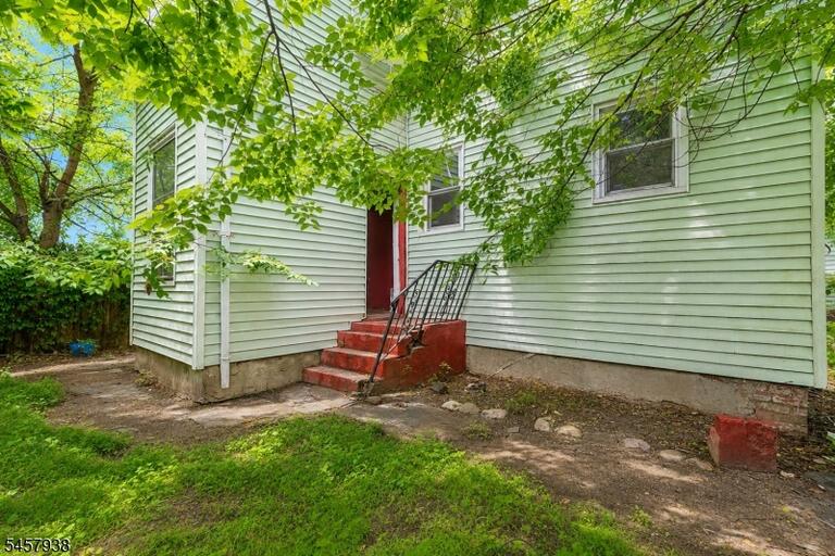 Property listing MLS 4050232 photo 6
