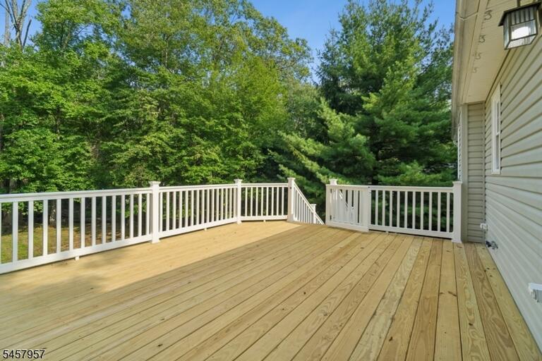 Property listing MLS 4050255 photo 32