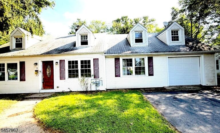 Property listing MLS 4050258 photo 1