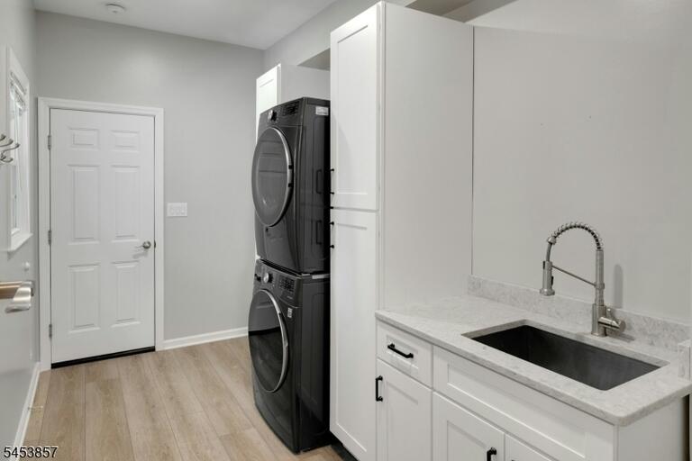 Property listing MLS 4050273 photo 11