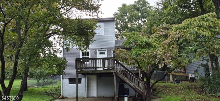 Property listing MLS 4050280 photo 1