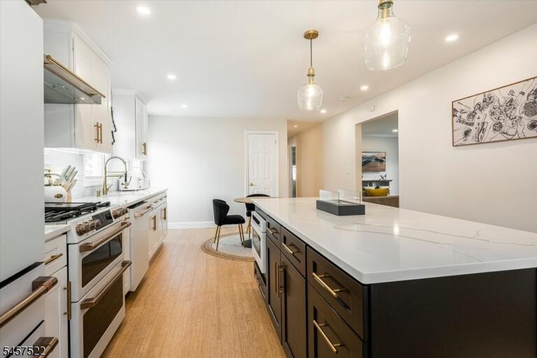Property listing MLS 4050303 photo 16