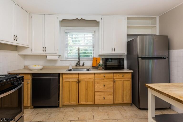 Property listing MLS 4050324 photo 19