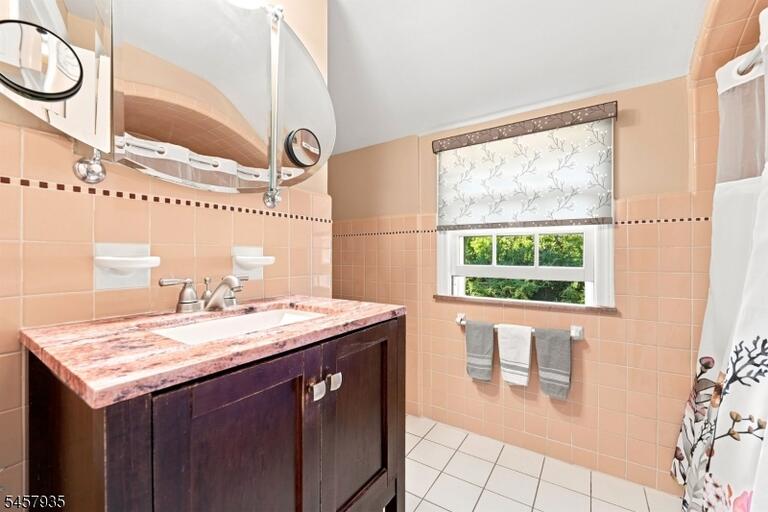 Property listing MLS 4050336 photo 21