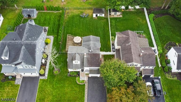 Property listing MLS 4050350 photo 27