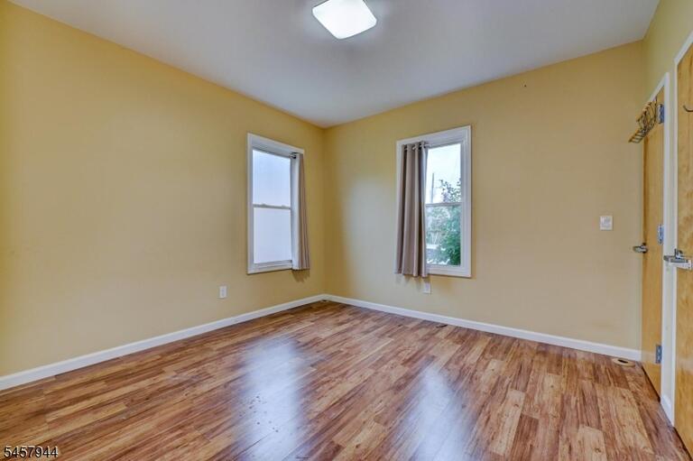 Property listing MLS 4050360 photo 21